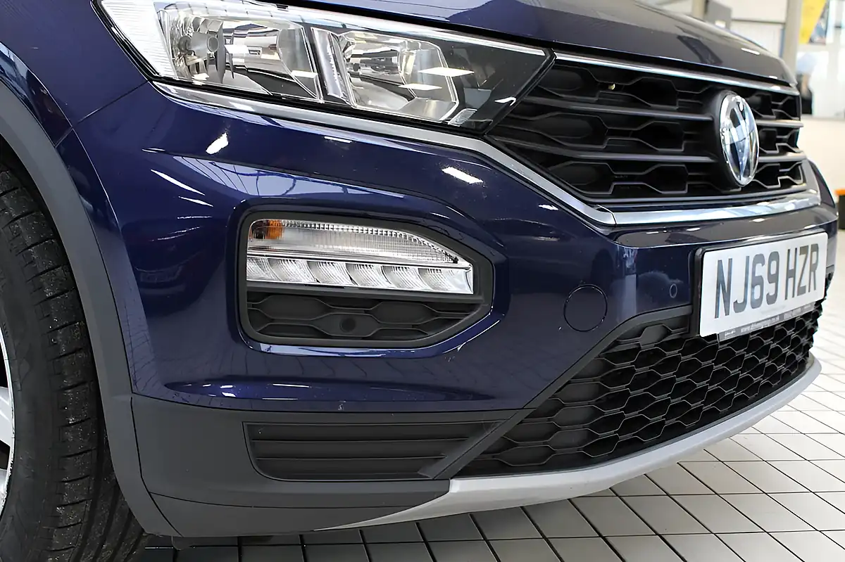 Used 2019 Volkswagen T-Roc Se Blue - Interior and Exterior details 9