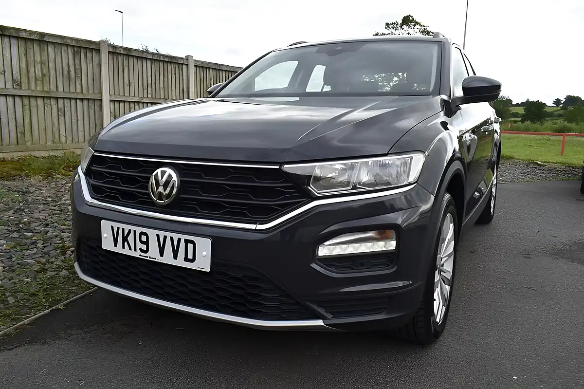 Used 2019 Volkswagen T-Roc Se Grey - Interior and Exterior details 19