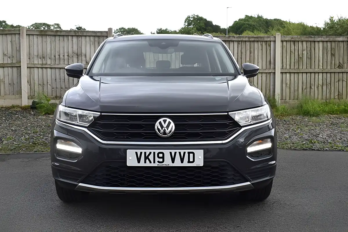 Used 2019 Volkswagen T-Roc Se Grey - Interior and Exterior details 2