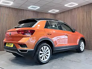 Used 2019 Volkswagen T-Roc Se Orange - Interior and Exterior details 11