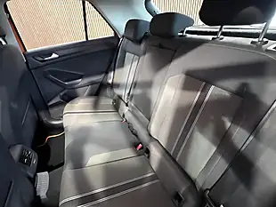 Used 2019 Volkswagen T-Roc Se Orange - Interior and Exterior details 14
