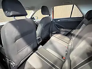 Used 2019 Volkswagen T-Roc Se Orange - Interior and Exterior details 15