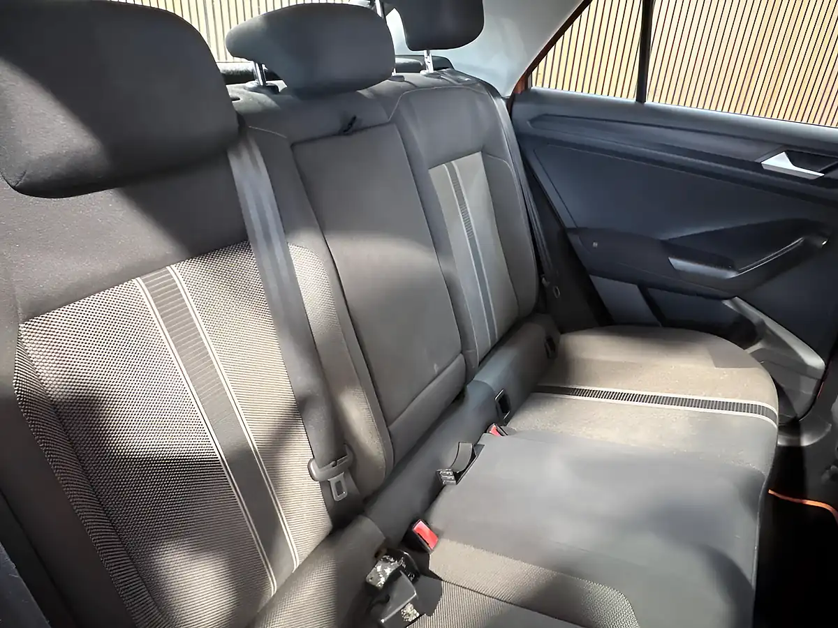 Used 2019 Volkswagen T-Roc Se Orange - Interior and Exterior details 16