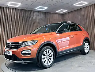Used 2019 Volkswagen T-Roc Se Orange - Interior and Exterior details 4