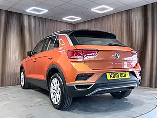 Used 2019 Volkswagen T-Roc Se Orange - Interior and Exterior details 6