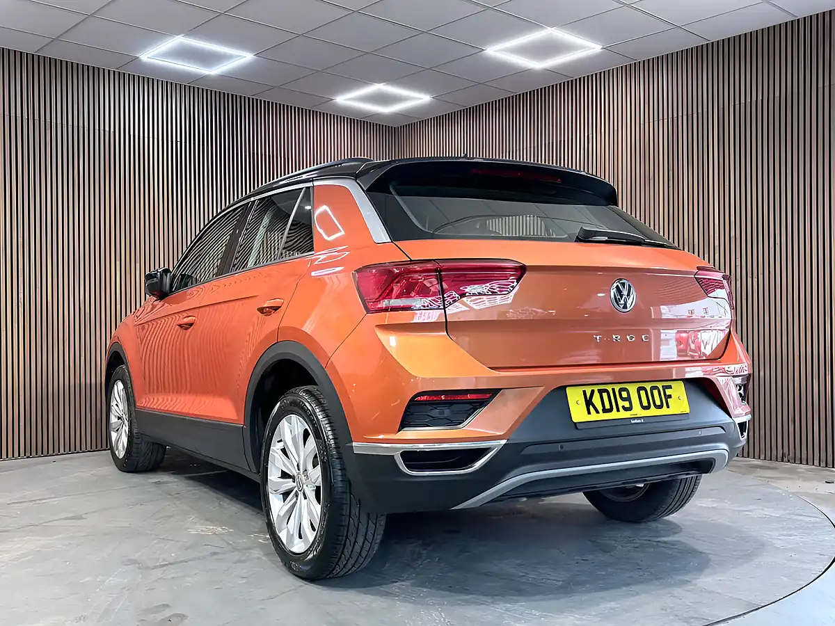 Used 2019 Volkswagen T-Roc Se Orange - Interior and Exterior details 6