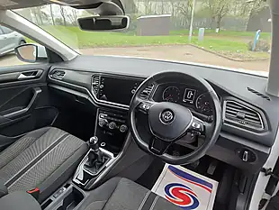 Used 2019 Volkswagen T-Roc Se White - Interior and Exterior details 13