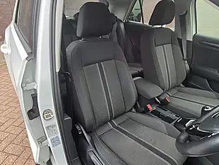 Used 2019 Volkswagen T-Roc Se White - Interior and Exterior details 14