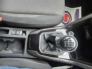 Used 2019 Volkswagen T-Roc Se White - Interior and Exterior details 19