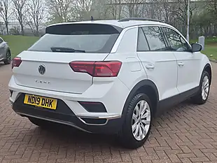Used 2019 Volkswagen T-Roc Se White - Interior and Exterior details 4
