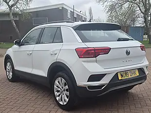 Used 2019 Volkswagen T-Roc Se White - Interior and Exterior details 6