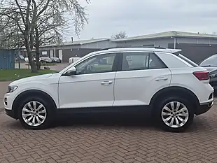 Used 2019 Volkswagen T-Roc Se White - Interior and Exterior details 7