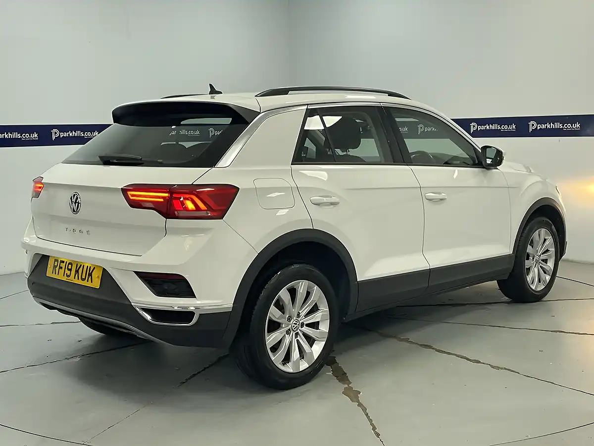 Used 2019 Volkswagen T-Roc Se White - Interior and Exterior details 11