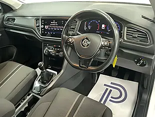 Used 2019 Volkswagen T-Roc Se White - Interior and Exterior details 14