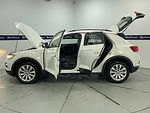 Used 2019 Volkswagen T-Roc Se White - Interior and Exterior details 18