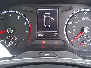 Used 2019 Volkswagen T-Roc Se White - Interior and Exterior details 15