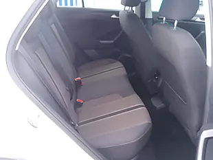 Used 2019 Volkswagen T-Roc Se White - Interior and Exterior details 16