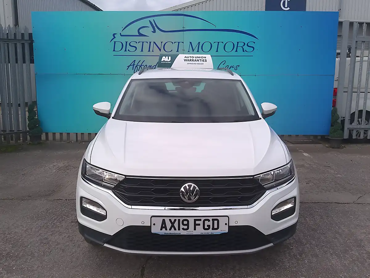 Used 2019 Volkswagen T-Roc Se White - Interior and Exterior details 2