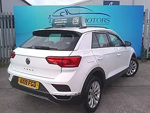 Used 2019 Volkswagen T-Roc Se White - Interior and Exterior details 4