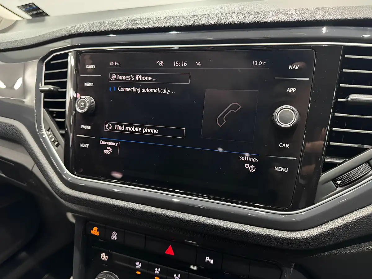 Used 2019 Volkswagen T-Roc Sel Blue - Interior and Exterior details 13
