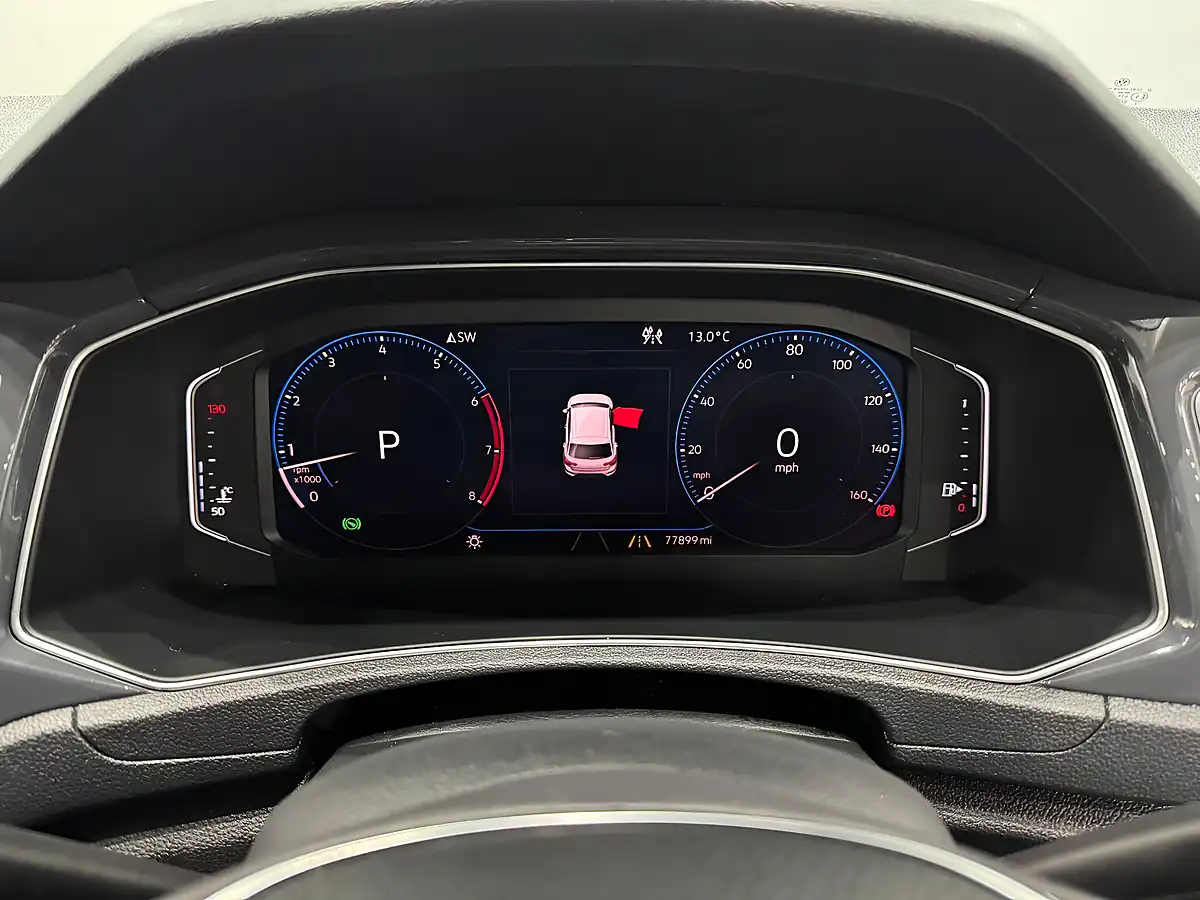 Used 2019 Volkswagen T-Roc Sel Blue - Interior and Exterior details 16
