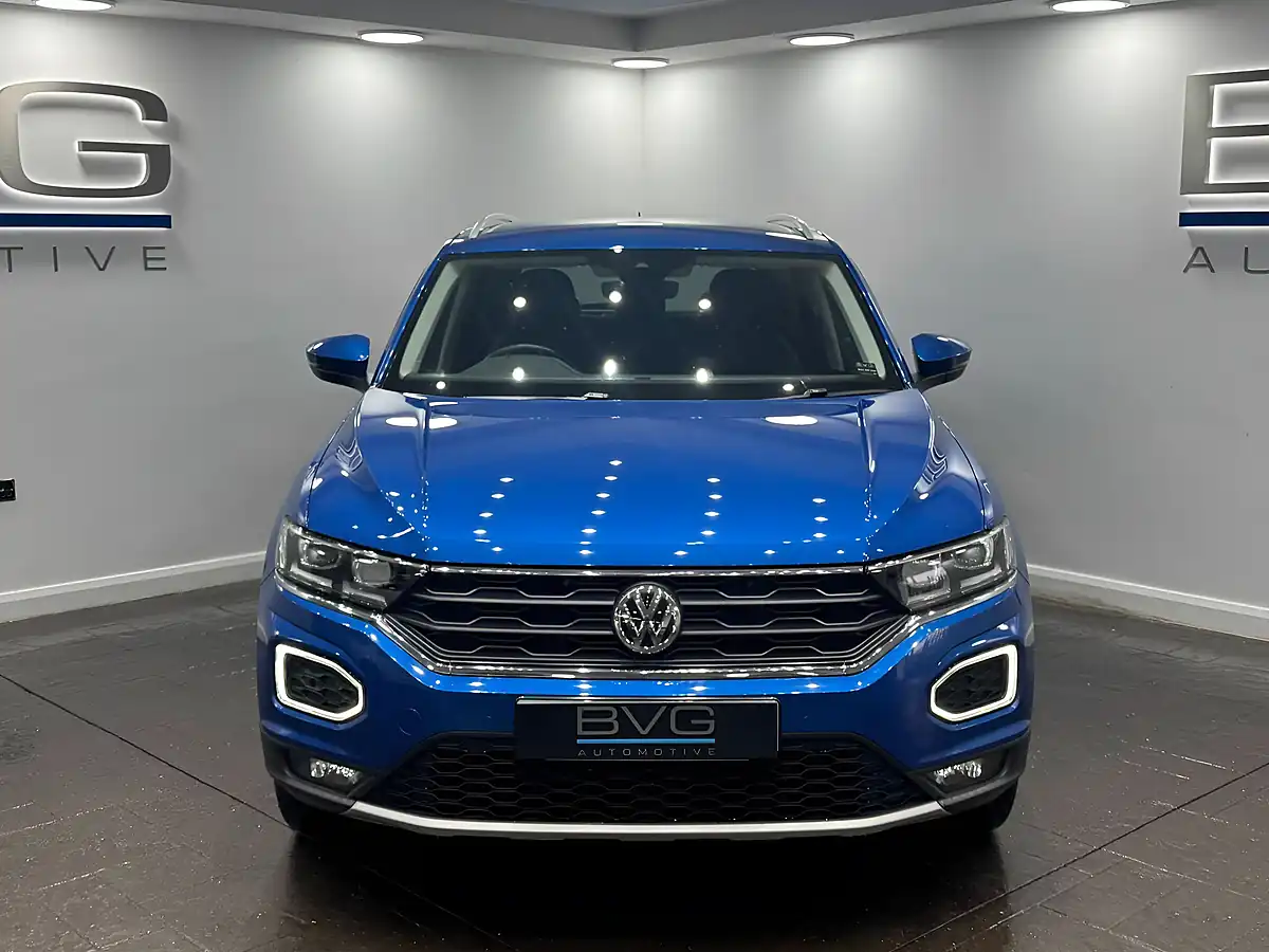 Used 2019 Volkswagen T-Roc Sel Blue - Interior and Exterior details 4