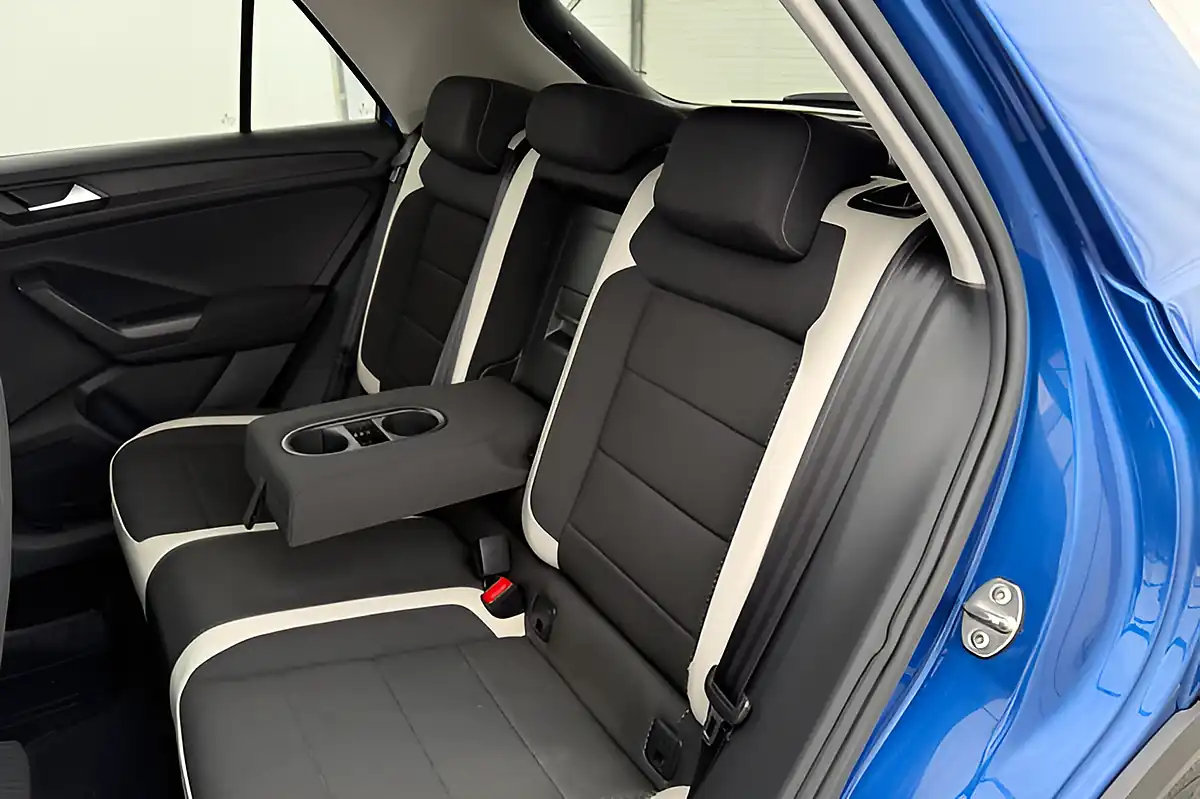 Used 2019 Volkswagen T-Roc Sel Blue - Interior and Exterior details 11