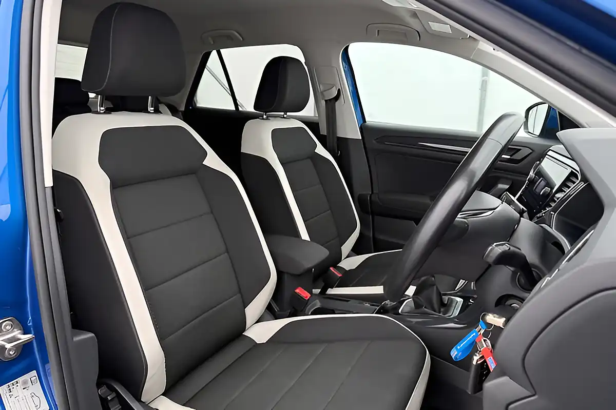 Used 2019 Volkswagen T-Roc Sel Blue - Interior and Exterior details 14