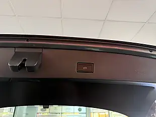 Used 2019 Volkswagen T-Roc Sel Grey - Interior and Exterior details 11