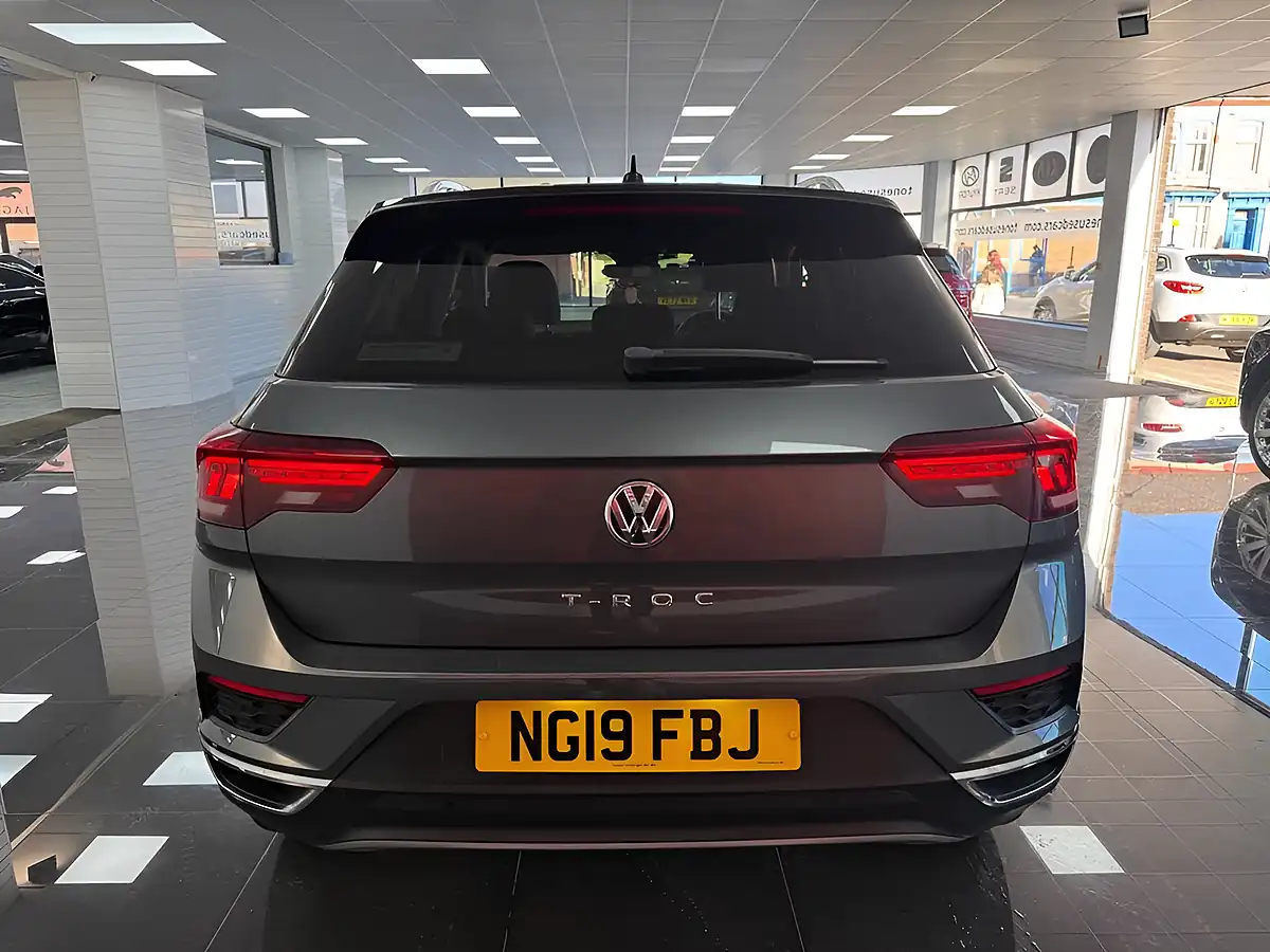 Used 2019 Volkswagen T-Roc Sel Grey - Interior and Exterior details 12