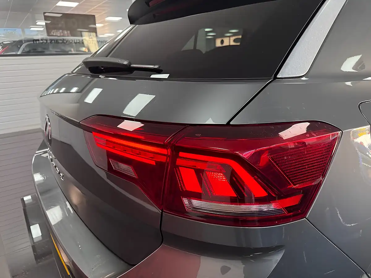 Used 2019 Volkswagen T-Roc Sel Grey - Interior and Exterior details 7