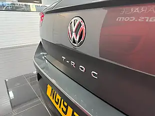 Used 2019 Volkswagen T-Roc Sel Grey - Interior and Exterior details 9