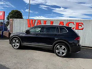 Used 2019 Volkswagen Tiguan Allspace Match Black - Interior and Exterior details 14