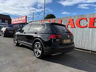 Used 2019 Volkswagen Tiguan Allspace Match Black - Interior and Exterior details 15