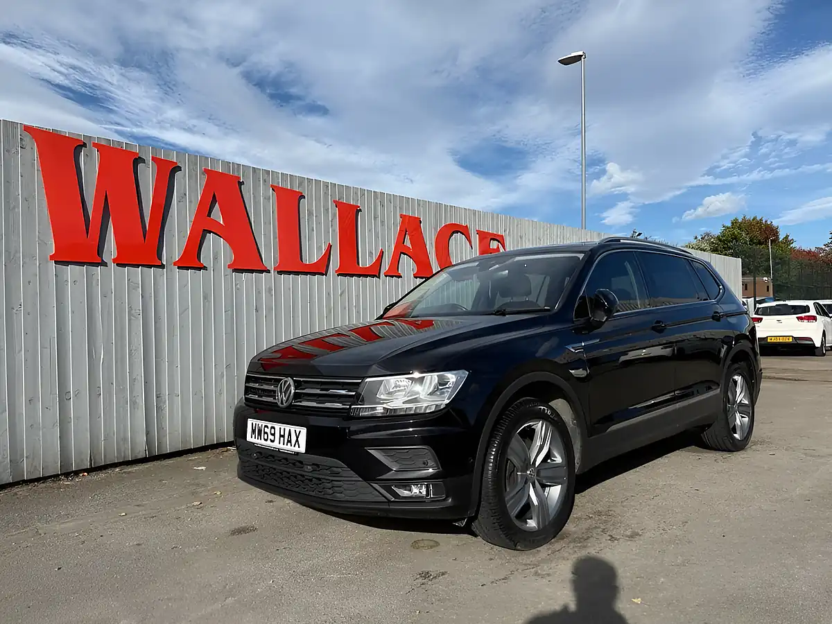 Used 2019 Volkswagen Tiguan Allspace Match Black - Interior and Exterior details 8