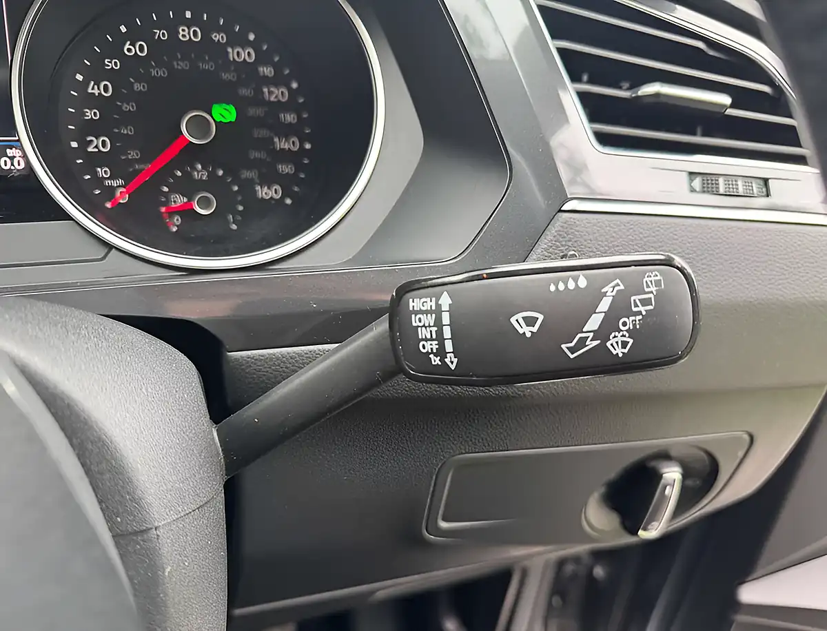 Used 2019 Volkswagen Tiguan Allspace Match Grey - Interior and Exterior details 18