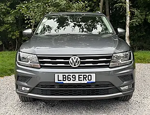 Used 2019 Volkswagen Tiguan Allspace Match Grey - Interior and Exterior details 8