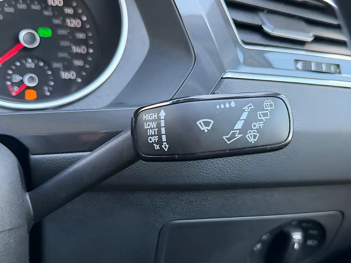 Used 2019 Volkswagen Tiguan Allspace Match White - Interior and Exterior details 15