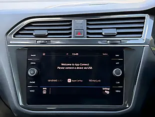 Used 2019 Volkswagen Tiguan Allspace Match White - Interior and Exterior details 18