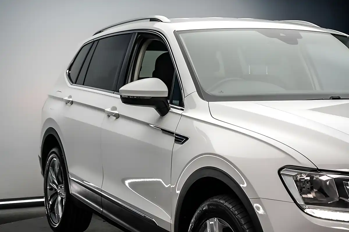 Used 2019 Volkswagen Tiguan Allspace Match White - Interior and Exterior details 13