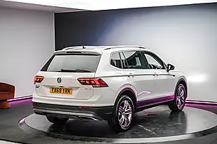 Used 2019 Volkswagen Tiguan Allspace Match White - Interior and Exterior details 14