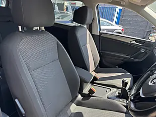 Used 2019 Volkswagen Tiguan Allspace Se Nav Blue - Interior and Exterior details 13
