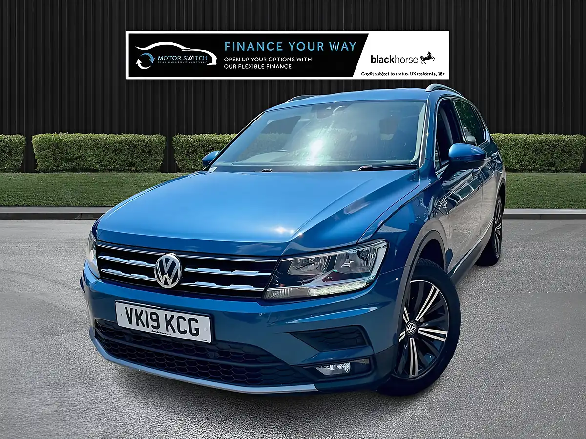 Used 2019 Volkswagen Tiguan Allspace Se Nav Blue - Interior and Exterior details 3