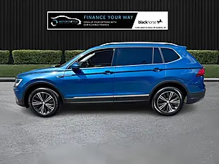 Used 2019 Volkswagen Tiguan Allspace Se Nav Blue - Interior and Exterior details 4