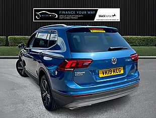Used 2019 Volkswagen Tiguan Allspace Se Nav Blue - Interior and Exterior details 8