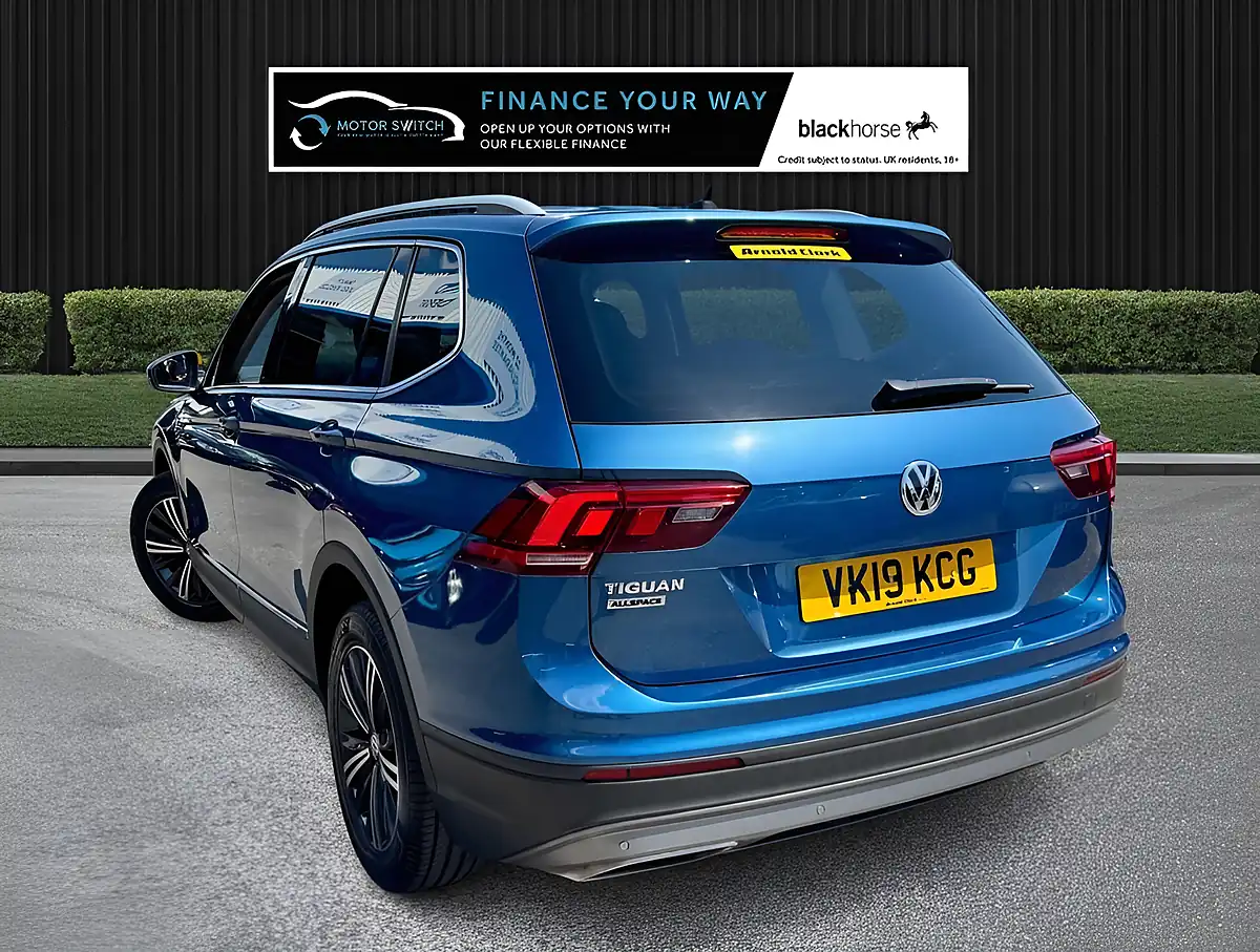 Used 2019 Volkswagen Tiguan Allspace Se Nav Blue - Interior and Exterior details 8