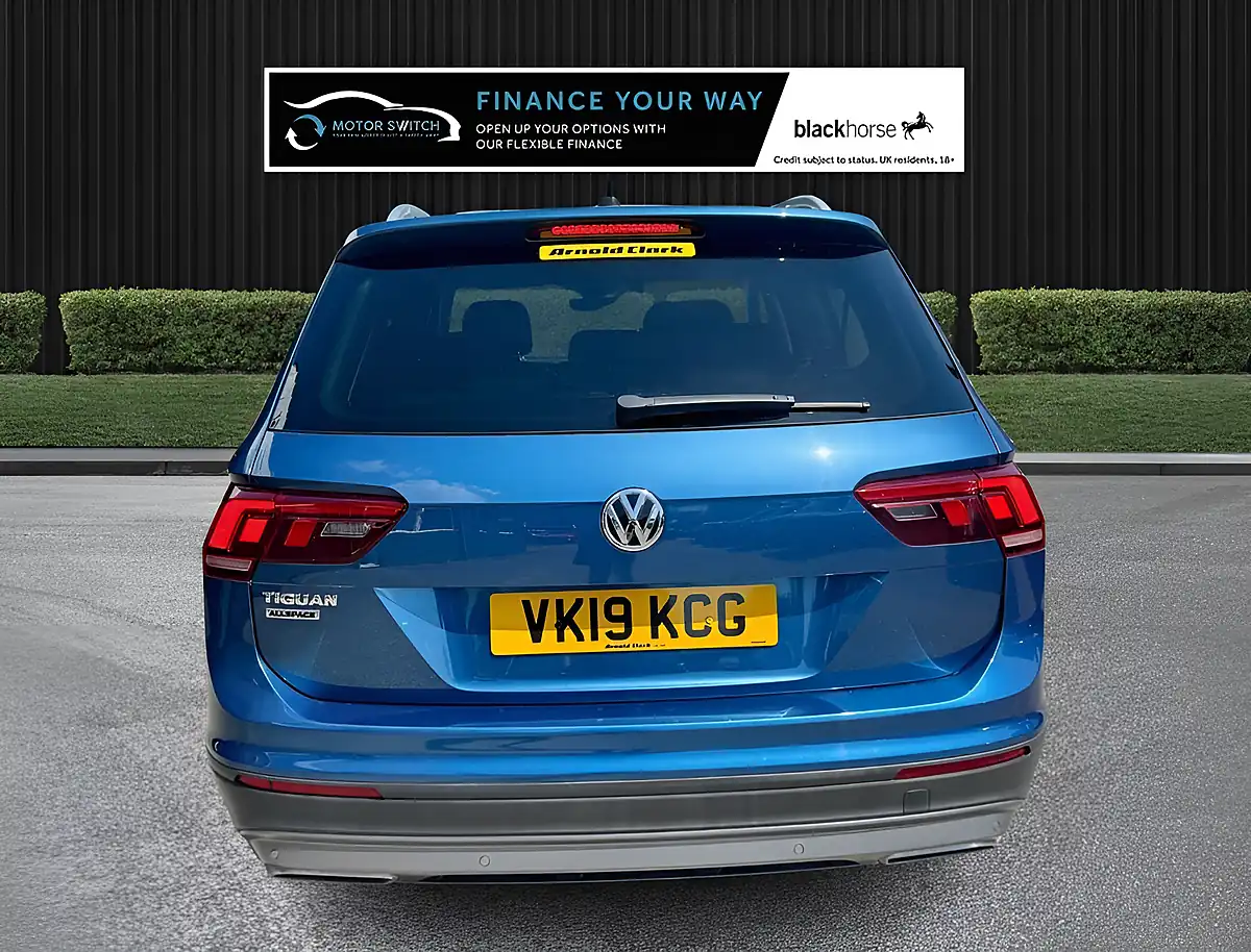 Used 2019 Volkswagen Tiguan Allspace Se Nav Blue - Interior and Exterior details 9