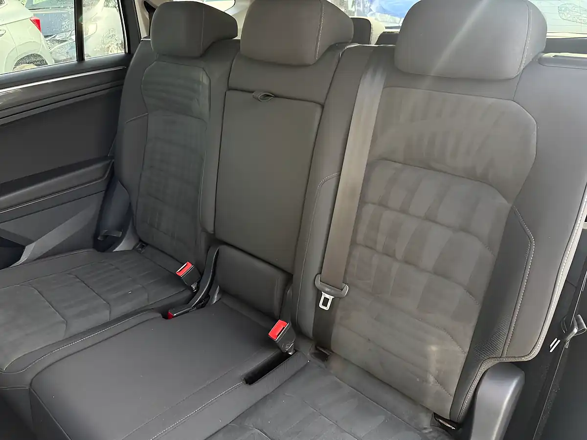 Used 2019 Volkswagen Tiguan Allspace Sel Grey - Interior and Exterior details 19