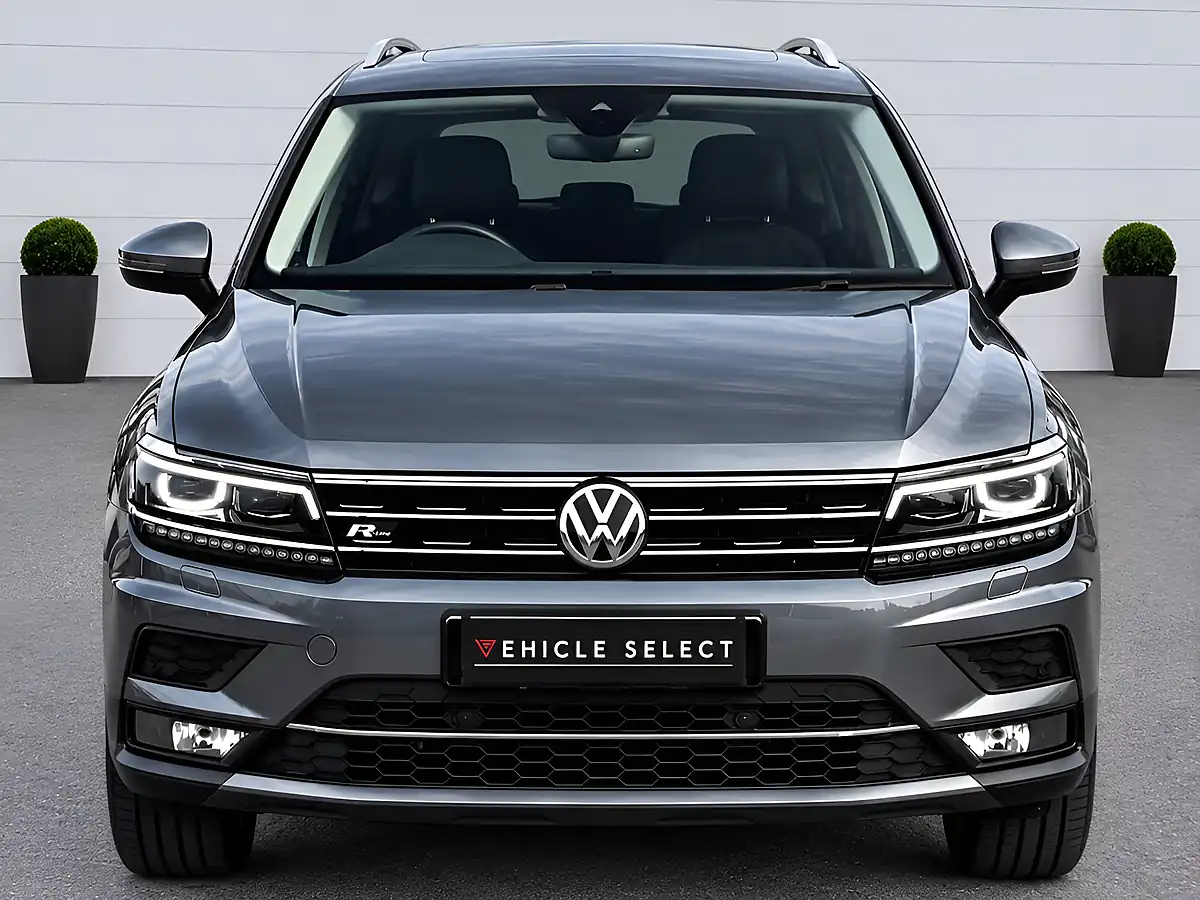 Used 2019 Volkswagen Tiguan Allspace Sel Grey - Interior and Exterior details 7