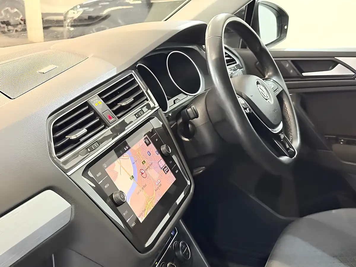 Used 2019 Volkswagen Tiguan Match Black - Interior and Exterior details 15